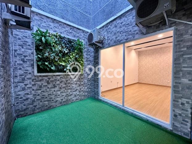 Ready to Use! Premium House LT 200m2 Desain Modern di Alam Sutera Ready to Use! Premium House LT 200m2 Desain Modern di Alam Sutera