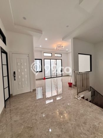 For Sale! Premium House LT 180m2 Desain Elegan di BSD Nusaloka For Sale! Premium House LT 180m2 Desain Elegan di BSD Nusaloka