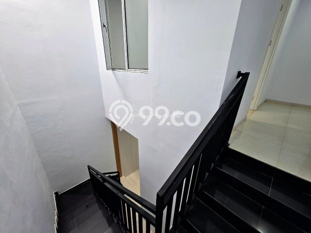 Rumah Luxury Modern Siap Huni di BSD Green Wich Tangerang Rumah Luxury Modern Siap Huni di BSD Green Wich Tangerang
