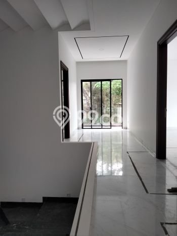 BEST PRICE! Rumah Berkualitas area BSD Green Cove, Luas 249m² LB 416m² BEST PRICE! Rumah Berkualitas area BSD Green Cove, Luas 249m² LB 416m²
