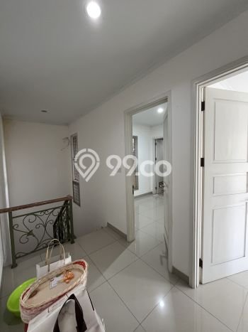 KESEMPATAN EMAS! Rumah di Gading Serpong Karelia Village, Tangerang, Luas 84m² Bangunan 105m² KESEMPATAN EMAS! Rumah di Gading Serpong Karelia Village, Tangerang, Luas 84m² Bangunan 105m²
