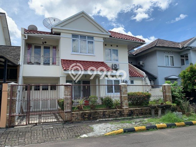 Dijual Rumah Luas Elegan Dengan View Eksklusif di BSD Puspita Loka, Tangerang Dijual Rumah Luas Elegan Dengan View Eksklusif di BSD Puspita Loka, Tangerang