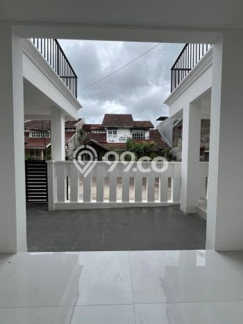 Rumah Luxury Modern Tanpa Renovasi di Villa Melati Mas Tangerang Selatan Rumah Luxury Modern Tanpa Renovasi di Villa Melati Mas Tangerang Selatan