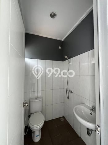 Dijual Hunian Rumah Terawat 3 Kamar di Gading Serpong, Tangerang Dijual Hunian Rumah Terawat 3 Kamar di Gading Serpong, Tangerang