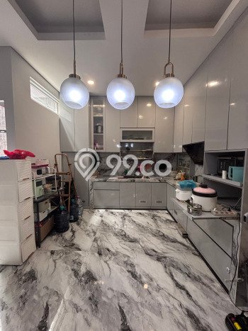 Dijual Rumah Mewah Elegan Dengan View Cantik di Gading Serpong, Tangerang Dijual Rumah Mewah Elegan Dengan View Cantik di Gading Serpong, Tangerang