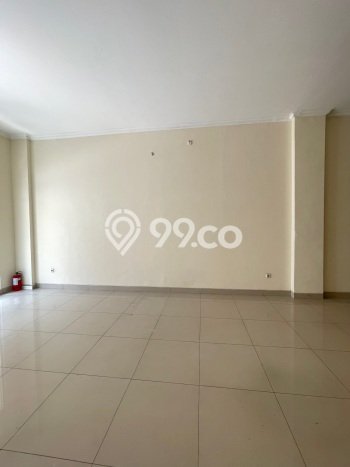 Disewakan Ruko komersial di Cengkareng luas bangunan 286m2 Disewakan Ruko komersial di Cengkareng luas bangunan 286m2