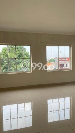 Ruko Kawasan Green Lake City, Luas 286m², Kawasan Premium, Siap Operasi Ruko Kawasan Green Lake City, Luas 286m², Kawasan Premium, Siap Operasi