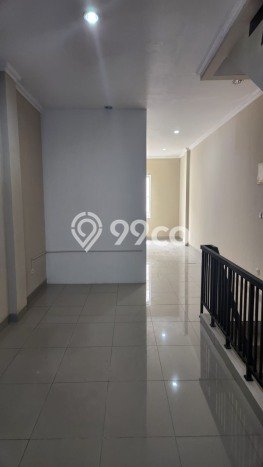 Ruko For Rent Kawasan Green Lake City, Luas 286m², Lokasi Premium, Siap Operasi Ruko For Rent Kawasan Green Lake City, Luas 286m², Lokasi Premium, Siap Operasi