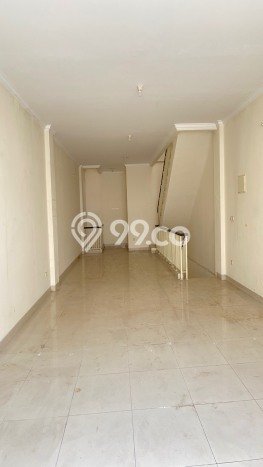 Ruko Kawasan Komersial di Green Lake City, Luas 286m², For Rent, Siap Pakai Ruko Kawasan Komersial di Green Lake City, Luas 286m², For Rent, Siap Pakai