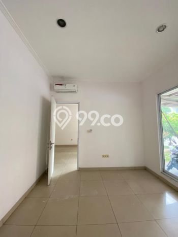Rumah Sewa Jakarta Barat LT 125m2 LB 126m2 Area Green Lake City Rumah Sewa Jakarta Barat LT 125m2 LB 126m2 Area Green Lake City