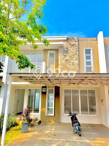 Disewakan Rumah Murah di Green Lake City Jakarta Barat Punya 3 KT Disewakan Rumah Murah di Green Lake City Jakarta Barat Punya 3 KT