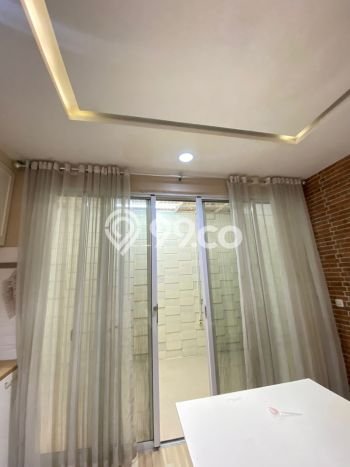 Rumah Asri area Green Lake City, 3 KM, Area Tenang, LT 250m² LB 211m² Rumah Asri area Green Lake City, 3 KM, Area Tenang, LT 250m² LB 211m²