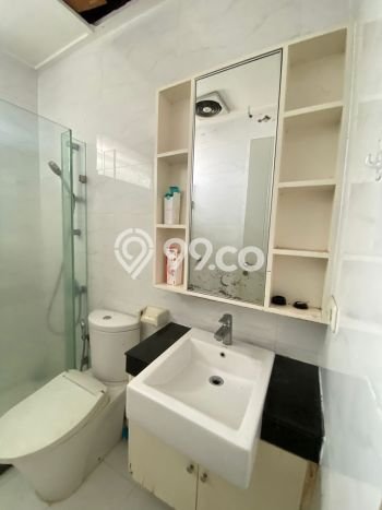 Rumah Asri area Green Lake City, 3 KM, Area Tenang, LT 250m² LB 211m² Rumah Asri area Green Lake City, 3 KM, Area Tenang, LT 250m² LB 211m²