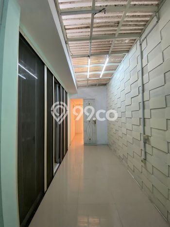 Rumah Asri area Green Lake City, 3 KM, Area Tenang, LT 250m² LB 211m² Rumah Asri area Green Lake City, 3 KM, Area Tenang, LT 250m² LB 211m²