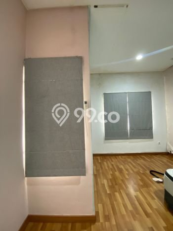 LOKASI PREMIUM! Rumah area Green Lake City, 3 KM, Lingkungan Strategis, LT 250m² LB 211m² LOKASI PREMIUM! Rumah area Green Lake City, 3 KM, Lingkungan Strategis, LT 250m² LB 211m²