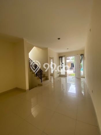 Rumah di Green Lake City, Akses ke Tol, 2 KM, Luas 90m² Bangunan 100m² Rumah di Green Lake City, Akses ke Tol, 2 KM, Luas 90m² Bangunan 100m²
