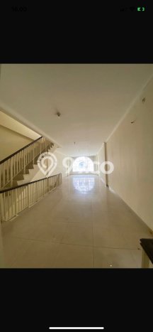 Ruko Lokasi Strategis Kawasan Green Lake City, Luas 286m², For Rent, Pusat Bisnis Ruko Lokasi Strategis Kawasan Green Lake City, Luas 286m², For Rent, Pusat Bisnis