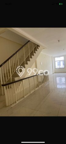 AREA BERKEMBANG! Ruko For Rent Kawasan Green Lake City, Luas 286m², Ready Usaha AREA BERKEMBANG! Ruko For Rent Kawasan Green Lake City, Luas 286m², Ready Usaha
