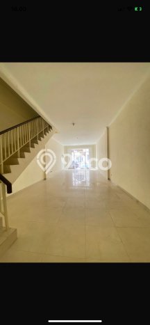For Rent Ruko Strategis di Green Lake City, Luas 286m², Lokasi Komersial, Akses Mudah For Rent Ruko Strategis di Green Lake City, Luas 286m², Lokasi Komersial, Akses Mudah