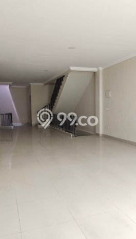 Ruko For Rent Kawasan Green Lake City, Luas 286m², Lokasi Strategis, Siap Usaha Ruko For Rent Kawasan Green Lake City, Luas 286m², Lokasi Strategis, Siap Usaha