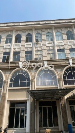 SEWA TERBAIK! Ruko di Green Lake City, Luas 286m², Area Utama SEWA TERBAIK! Ruko di Green Lake City, Luas 286m², Area Utama