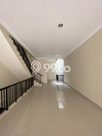Ruko untuk disewa di Cengkareng punya LT 64m2 & LB 286m2 harga sewa kompetitif Ruko untuk disewa di Cengkareng punya LT 64m2 & LB 286m2 harga sewa kompetitif