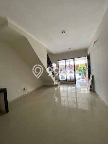 Sewa Rumah Harga Terjangkau di Green Lake City Jakarta Barat dengan 2 KT Sewa Rumah Harga Terjangkau di Green Lake City Jakarta Barat dengan 2 KT