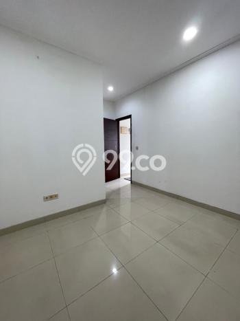 Jarang Ada! Rumah Sewa 3 Kamar Bagus Siap Huni Green Lake City Jarang Ada! Rumah Sewa 3 Kamar Bagus Siap Huni Green Lake City