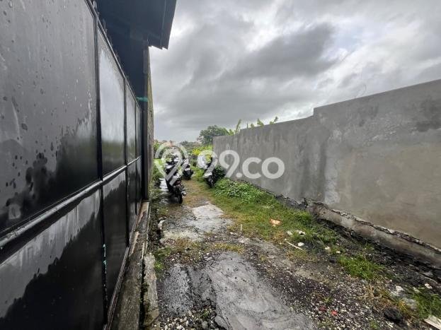 Unit Gudang Paling Strategis di Kuta Utara Badung dengan LB 300m2 Unit Gudang Paling Strategis di Kuta Utara Badung dengan LB 300m2