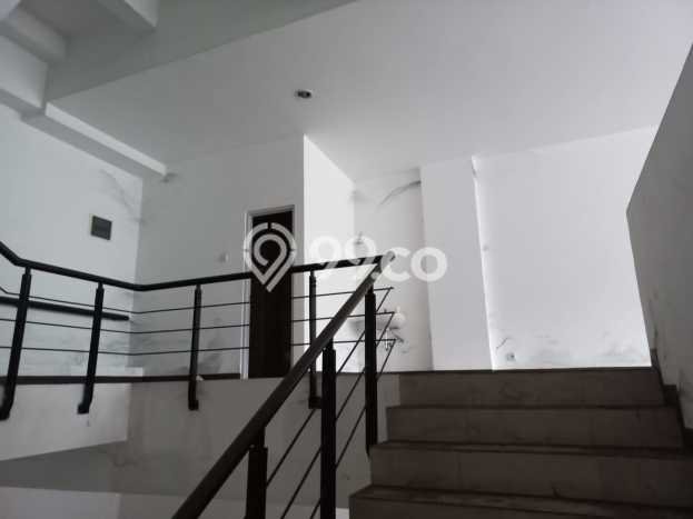Disewakan Ruko di Kawasan Ramai Cikokol Luas 675m2 Disewakan Ruko di Kawasan Ramai Cikokol Luas 675m2