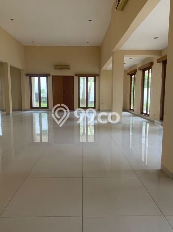 Rumah Luxury Modern Tanpa Renovasi di Kemang Jakarta Selatan Rumah Luxury Modern Tanpa Renovasi di Kemang Jakarta Selatan
