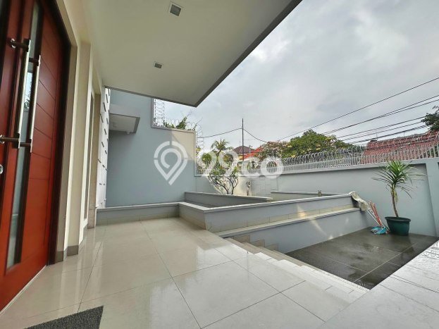 Hunian Strategis Disewakan 4 Kamar di Menteng Boleh Nego Hunian Strategis Disewakan 4 Kamar di Menteng Boleh Nego