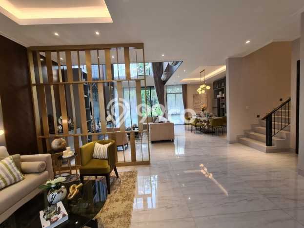 Rumah Luxury Modern Tanpa Renovasi di Pantai Indah Kapuk Jakarta Utara Rumah Luxury Modern Tanpa Renovasi di Pantai Indah Kapuk Jakarta Utara
