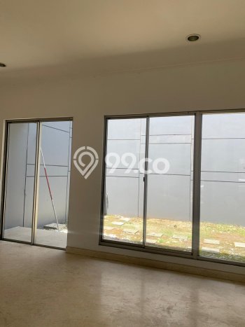 Rumah Mewah LB 240m2 Siap Pakai Desain Elegan di Pantai Indah Kapuk, Jakarta Utara Rumah Mewah LB 240m2 Siap Pakai Desain Elegan di Pantai Indah Kapuk, Jakarta Utara