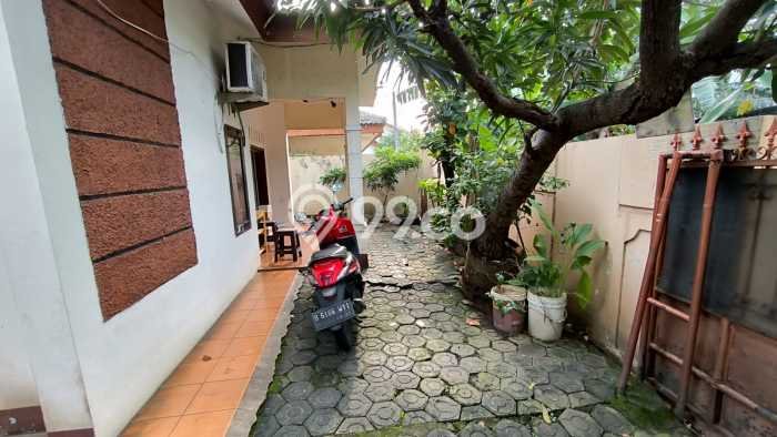 For Sale Hunian Rumah Nyaman 5 Kamar di Pekayon, Bekasi For Sale Hunian Rumah Nyaman 5 Kamar di Pekayon, Bekasi