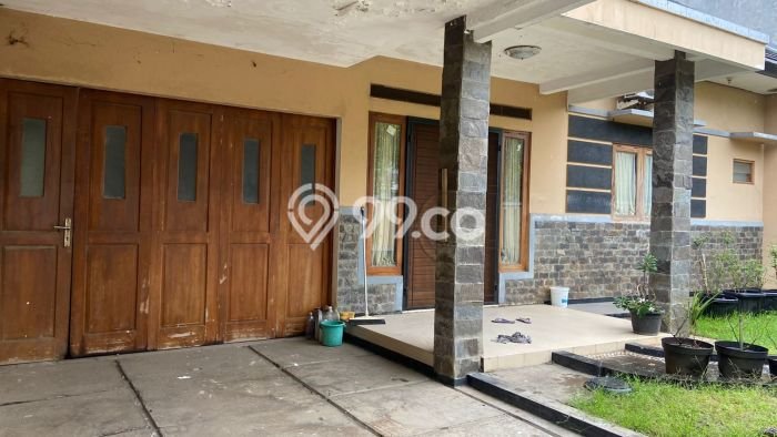 Hunian Mewah LB 200m2 Siap Huni Desain Elegan di Kemang Pratama, Bekasi Hunian Mewah LB 200m2 Siap Huni Desain Elegan di Kemang Pratama, Bekasi