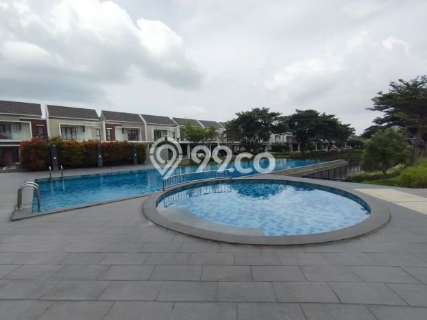 Rumah Elit Modern Tanpa Renovasi di Summarecon Bekasi Bekasi Rumah Elit Modern Tanpa Renovasi di Summarecon Bekasi Bekasi