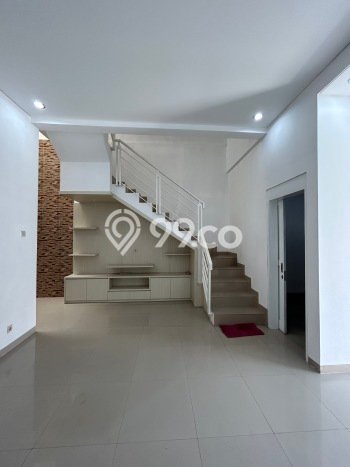 FEATURED! Rumah kawasan Turangga, 4 KM, Area Premium, Luas 126m² Bangunan 200m² FEATURED! Rumah kawasan Turangga, 4 KM, Area Premium, Luas 126m² Bangunan 200m²