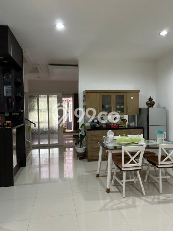 For Sale! Luxury House LT 168m2 Desain Elegan di Setra Duta For Sale! Luxury House LT 168m2 Desain Elegan di Setra Duta