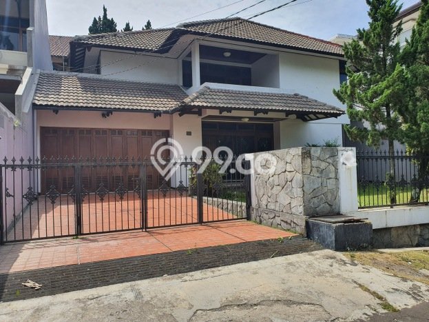 Dijual Rumah Mewah Elegan Dengan View Eksklusif di Setra Murni, Bandung Dijual Rumah Mewah Elegan Dengan View Eksklusif di Setra Murni, Bandung