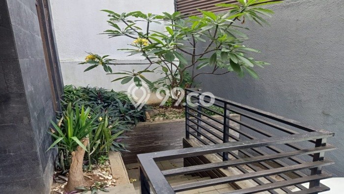 Rumah kawasan Setra Murni, 4 KM, Pemandangan Indah, Luas 165m² LB 160m² Rumah kawasan Setra Murni, 4 KM, Pemandangan Indah, Luas 165m² LB 160m²