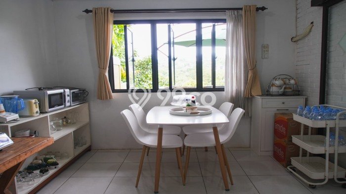 FEATURED! Rumah di Awiligar, 2 KM, Area Premium, Luas 549m² LB 200m² FEATURED! Rumah di Awiligar, 2 KM, Area Premium, Luas 549m² LB 200m²