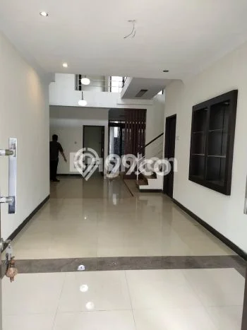 Rumah Modern 4 KT di Cibubur Bogor Unfurnished Rumah Modern 4 KT di Cibubur Bogor Unfurnished