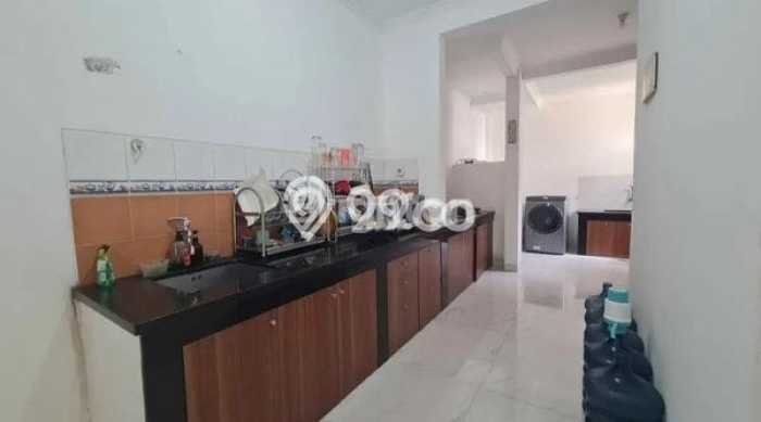 HARGA TERBAIK! Rumah area Legenda Wisata, 3 KM, Lingkungan Sejuk, Luas 240m2m² LB 250m2m² HARGA TERBAIK! Rumah area Legenda Wisata, 3 KM, Lingkungan Sejuk, Luas 240m2m² LB 250m2m²