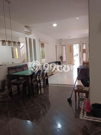 Hunian Nyaman Asri 5 KT Siap Huni di Legenda Wisata Bogor Hunian Nyaman Asri 5 KT Siap Huni di Legenda Wisata Bogor