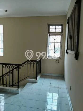 Rumah sewa siap huni 3 Kamar Tidur di Legenda Wisata, Jakarta Timur Rumah sewa siap huni 3 Kamar Tidur di Legenda Wisata, Jakarta Timur