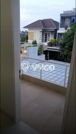 PRIME PROPERTY! Rumah di Kota Wisata, 3 KM, Area Premium, Luas 125m² Bangunan 200m² PRIME PROPERTY! Rumah di Kota Wisata, 3 KM, Area Premium, Luas 125m² Bangunan 200m²