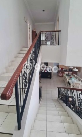 Rumah Disewakan Jakarta Timur LT 240m2 LB 250m2 Kawasan Legenda Wisata Rumah Disewakan Jakarta Timur LT 240m2 LB 250m2 Kawasan Legenda Wisata