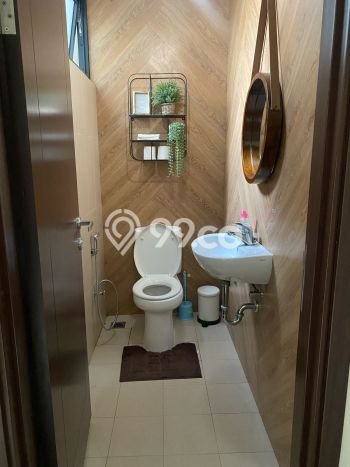 For Sale! Luxury House LT 200m2 Desain Modern di Kota Wisata For Sale! Luxury House LT 200m2 Desain Modern di Kota Wisata