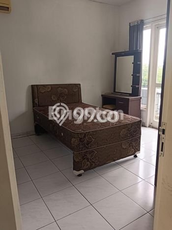 Disewakan! Rumah 5 Kamar Tidur &
4 Kamar Mandi di Legenda Wisata, Bogor Disewakan! Rumah 5 Kamar Tidur &
4 Kamar Mandi di Legenda Wisata, Bogor